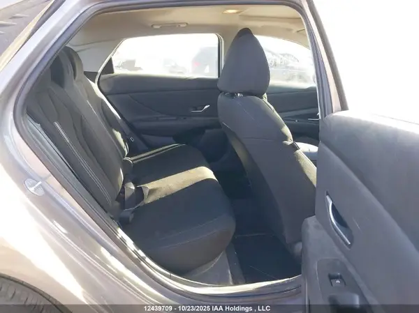 KMHLM4AGXPU608983 2023 HYUNDAI ELANTRA - Image 8