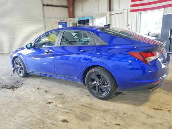 KMHLM4AGXPU620308 2023 HYUNDAI ELANTRA - Image 2