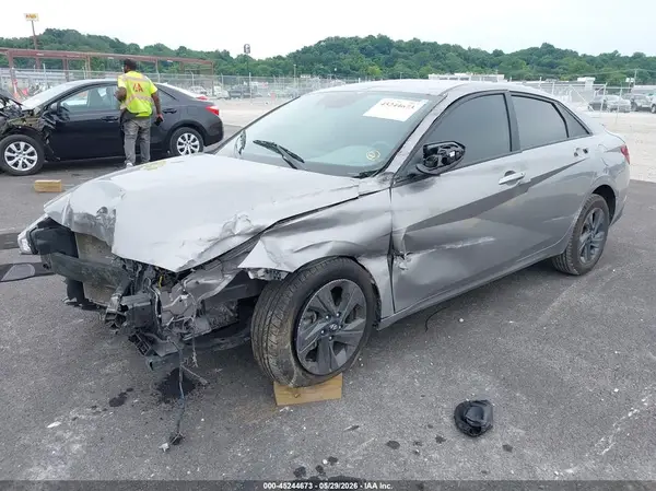 KMHLM4AGXPU624892 2023 HYUNDAI ELANTRA - Image 2