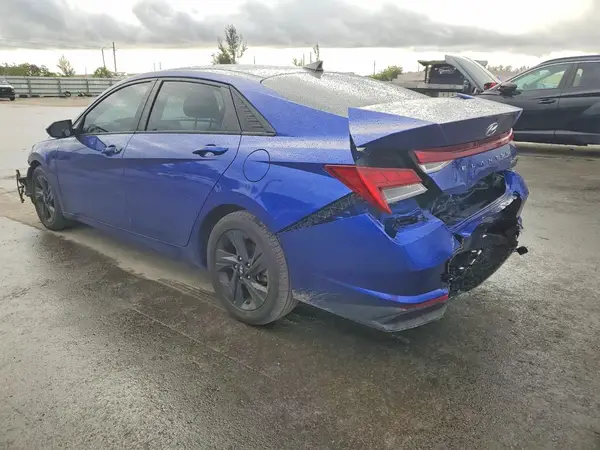 KMHLM4AJ0MU007377 2021 HYUNDAI ELANTRA - Image 2