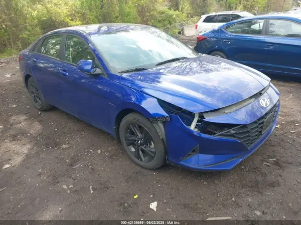 KMHLM4AJ0NU023998 2022 HYUNDAI ELANTRA - Image 1