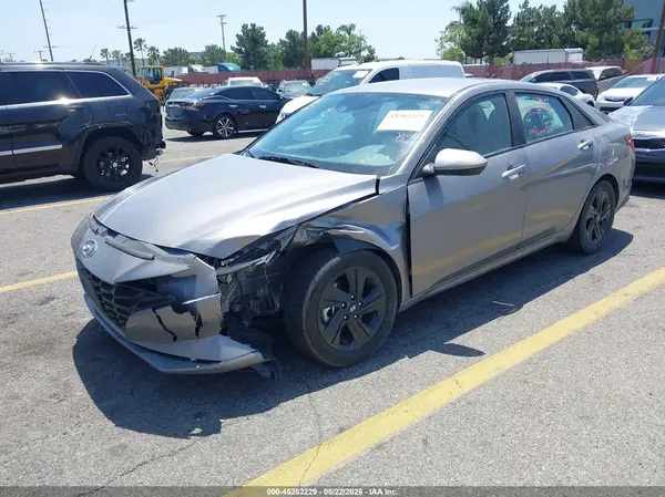 KMHLM4AJ0PU042800 2023 HYUNDAI ELANTRA - Image 2
