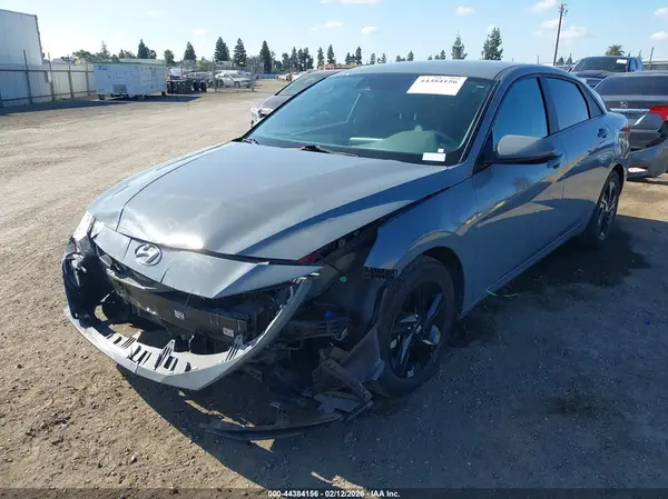 KMHLM4AJ0PU046779 2023 HYUNDAI ELANTRA - Image 2