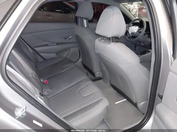 KMHLM4AJ0PU075716 2023 HYUNDAI ELANTRA - Image 8