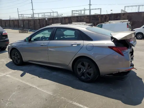 KMHLM4AJ0PU078941 2023 HYUNDAI ELANTRA - Image 2
