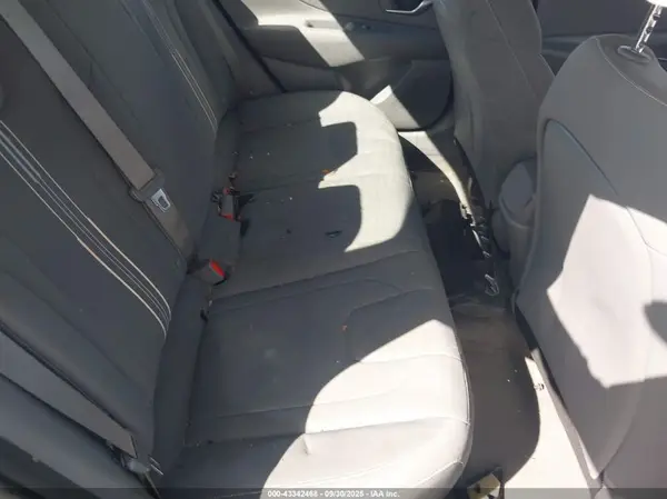 KMHLM4AJ0PU081869 2023 HYUNDAI ELANTRA - Image 8