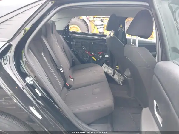 KMHLM4AJ0PU082696 2023 HYUNDAI ELANTRA - Image 8