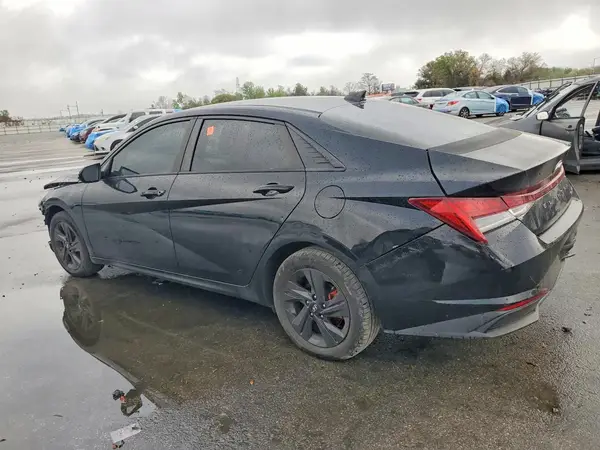 KMHLM4AJ1MU005329 2021 HYUNDAI ELANTRA - Image 2