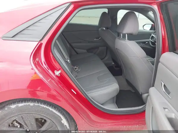 KMHLM4AJ1MU009686 2021 HYUNDAI ELANTRA - Image 8