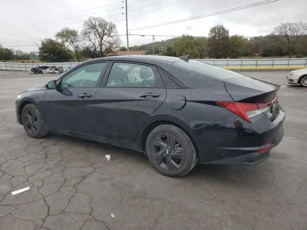 KMHLM4AJ1NU014842 2022 HYUNDAI ELANTRA - Image 2