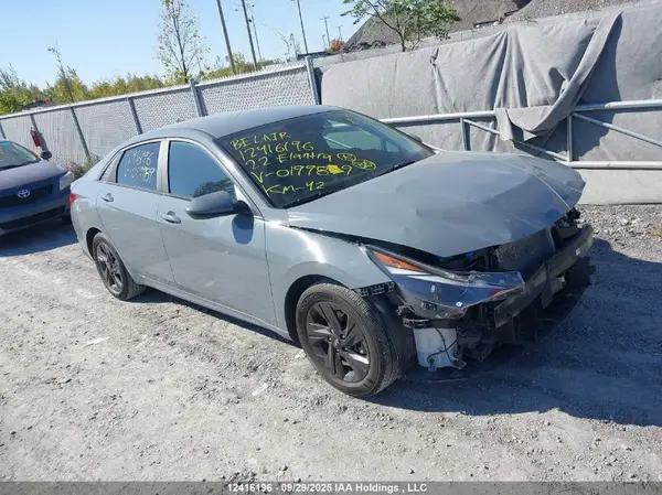 KMHLM4AJ1NU019989 2022 HYUNDAI ELANTRA - Image 1