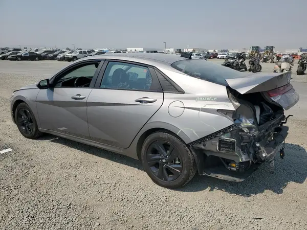 KMHLM4AJ1PU033667 2023 HYUNDAI ELANTRA - Image 2