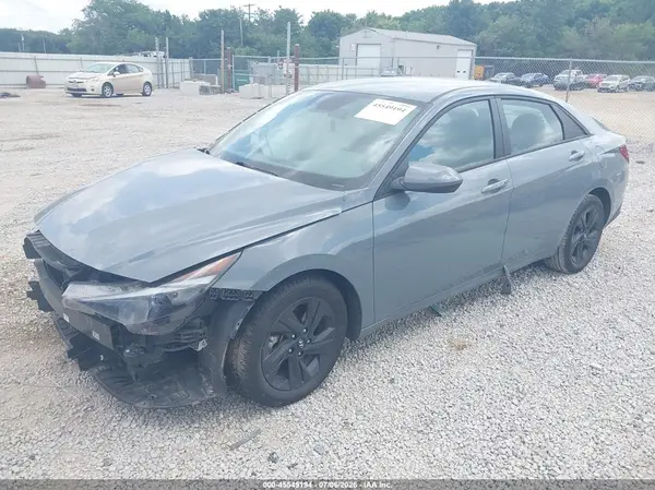 KMHLM4AJ1PU038061 2023 HYUNDAI ELANTRA - Image 2