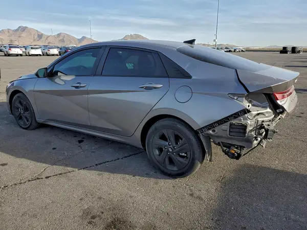 KMHLM4AJ1PU041395 2023 HYUNDAI ELANTRA - Image 2