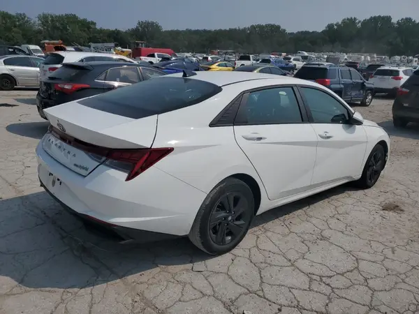 2023 HYUNDAI ELANTRA COPART lot 71453535 auction photo 3