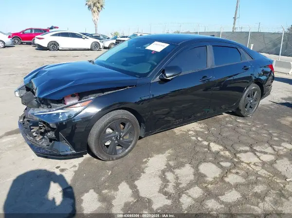 KMHLM4AJ1PU079452 2023 HYUNDAI ELANTRA - Image 2
