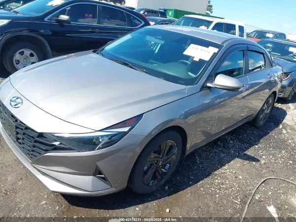 KMHLM4AJ1PU081654 2023 HYUNDAI ELANTRA - Image 2