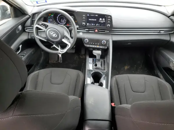 KMHLM4AJ1PU083436 2023 HYUNDAI ELANTRA - Image 8