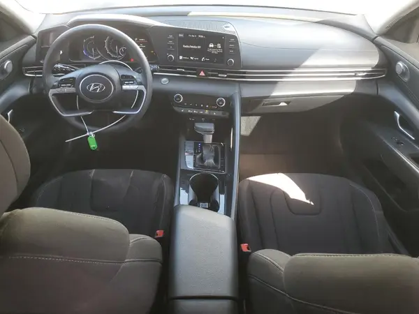 KMHLM4AJ1PU084697 2023 HYUNDAI ELANTRA - Image 8