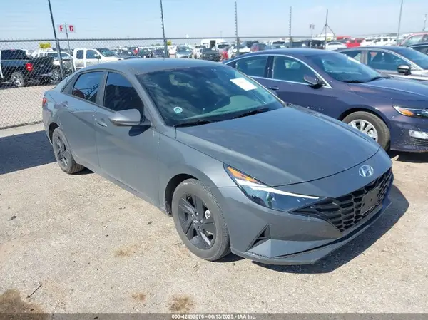 KMHLM4AJ1PU086272 2023 HYUNDAI ELANTRA - Image 1