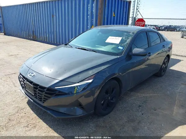 KMHLM4AJ1PU086272 2023 HYUNDAI ELANTRA - Image 2