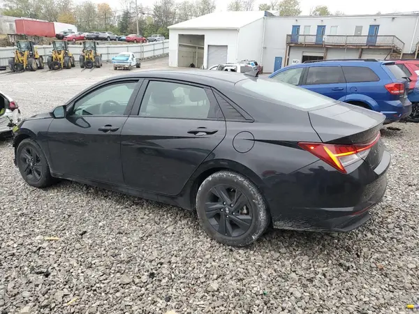 KMHLM4AJ1PU090175 2023 HYUNDAI ELANTRA - Image 2