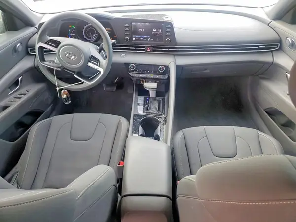 KMHLM4AJ1PU090533 2023 HYUNDAI ELANTRA - Image 8