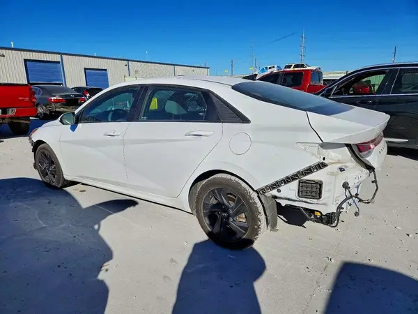 KMHLM4AJ2MU008157 2021 HYUNDAI ELANTRA - Image 2