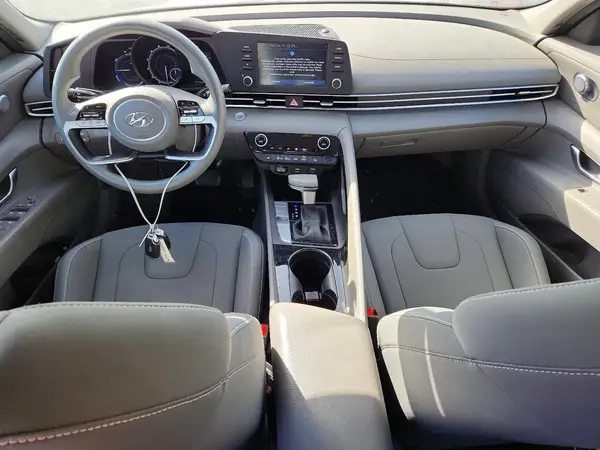 KMHLM4AJ2MU008157 2021 HYUNDAI ELANTRA - Image 8