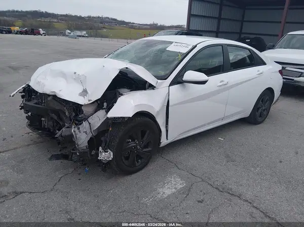 KMHLM4AJ2MU008840 2021 HYUNDAI ELANTRA - Image 2