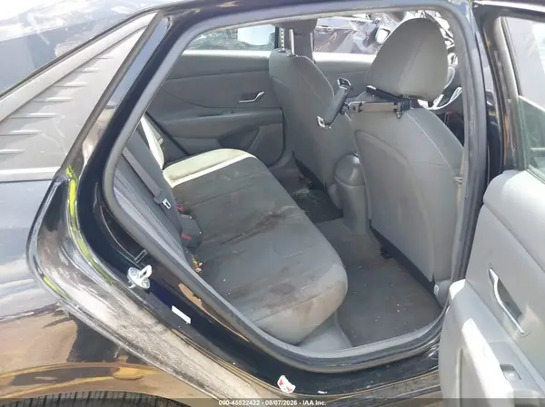KMHLM4AJ2NU015109 2022 HYUNDAI ELANTRA - Image 8