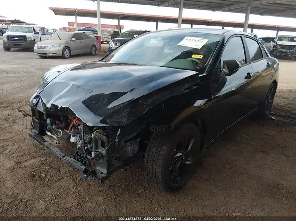 KMHLM4AJ2PU041521 2023 HYUNDAI ELANTRA - Image 2