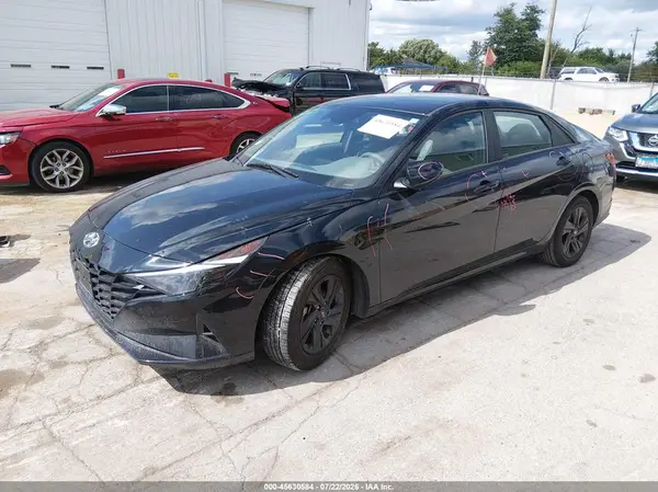 KMHLM4AJ2PU082649 2023 HYUNDAI ELANTRA - Image 2