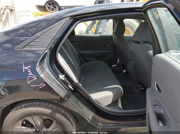 KMHLM4AJ2PU082649 2023 HYUNDAI ELANTRA - Image 8
