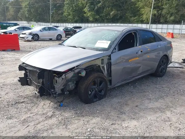 KMHLM4AJ2PU085065 2023 HYUNDAI ELANTRA - Image 2
