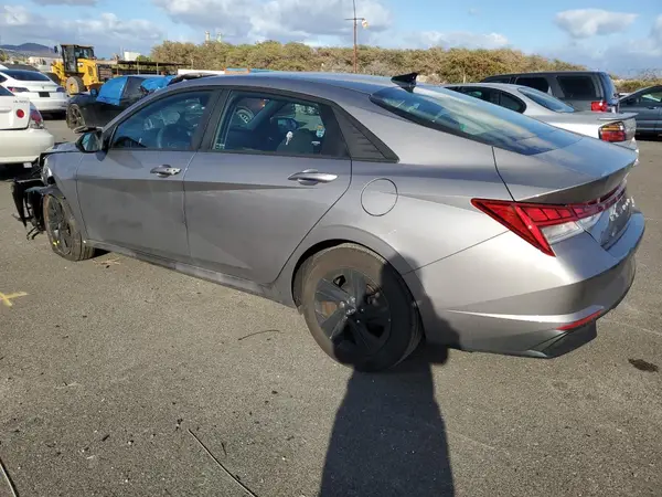 KMHLM4AJ2PU086832 2023 HYUNDAI ELANTRA - Image 2