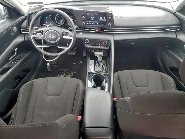 KMHLM4AJ3MU007356 2021 HYUNDAI ELANTRA - Image 8