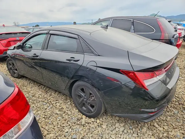 KMHLM4AJ3MU007969 2021 HYUNDAI ELANTRA - Image 2