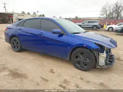 KMHLM4AJ3NU023722 2022 HYUNDAI ELANTRA