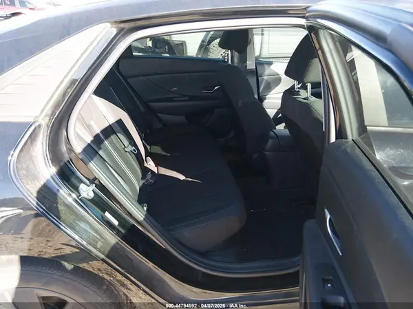 KMHLM4AJ3PU039597 2023 HYUNDAI ELANTRA - Image 8