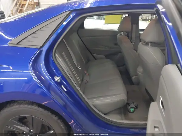 KMHLM4AJ3PU042015 2023 HYUNDAI ELANTRA - Image 8