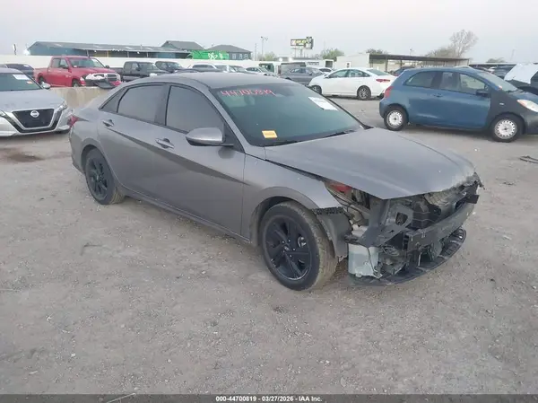 KMHLM4AJ3PU055783 2023 HYUNDAI ELANTRA - Image 1