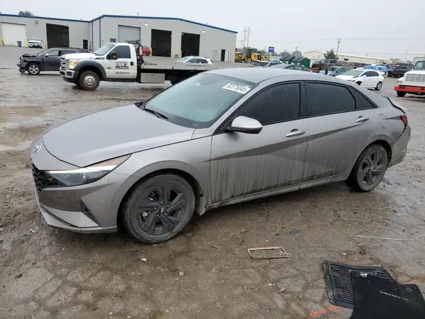 KMHLM4AJ3PU055797 2023 HYUNDAI ELANTRA - Image 1