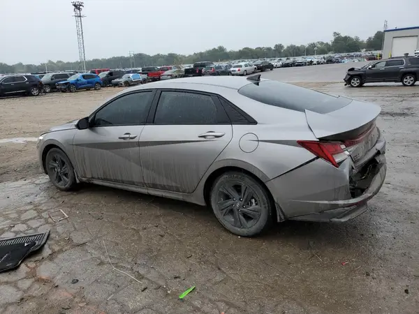 KMHLM4AJ3PU055797 2023 HYUNDAI ELANTRA - Image 2