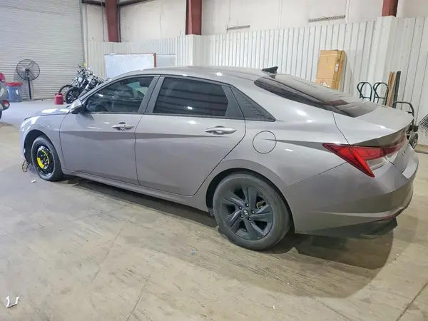 KMHLM4AJ3PU081509 2023 HYUNDAI ELANTRA - Image 2