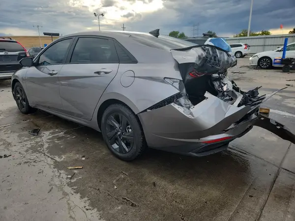 KMHLM4AJ3PU082854 2023 HYUNDAI ELANTRA - Image 2