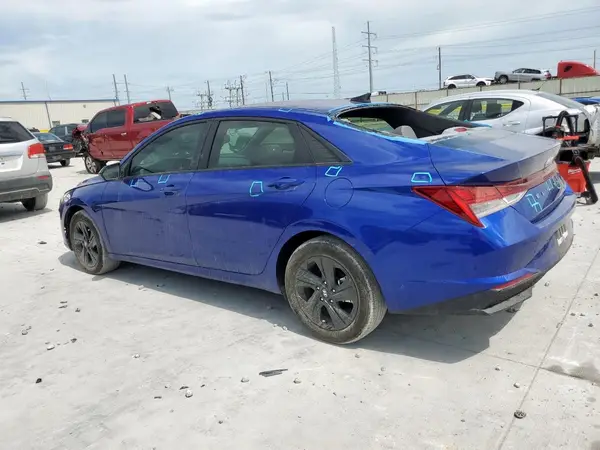 KMHLM4AJ3PU083423 2023 HYUNDAI ELANTRA - Image 2