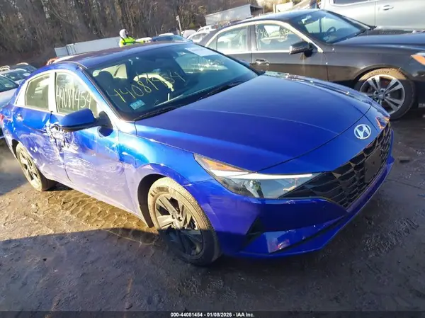 KMHLM4AJ3PU087018 2023 HYUNDAI ELANTRA - Image 1