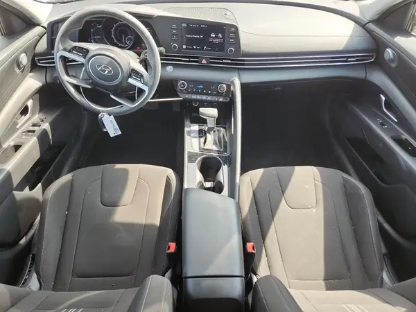 KMHLM4AJ4MU004188 2021 HYUNDAI ELANTRA - Image 8