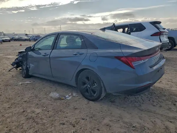KMHLM4AJ4MU006667 2021 HYUNDAI ELANTRA - Image 2